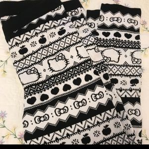 ISO Torrid Hello Kitty Leggings